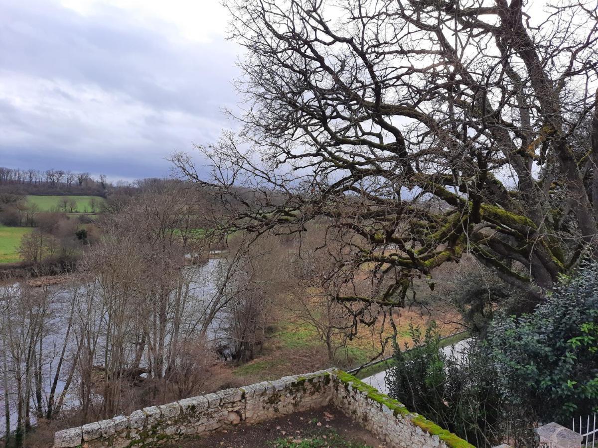 Villa Du Cerf Thibault Le Blanc Exterior photo